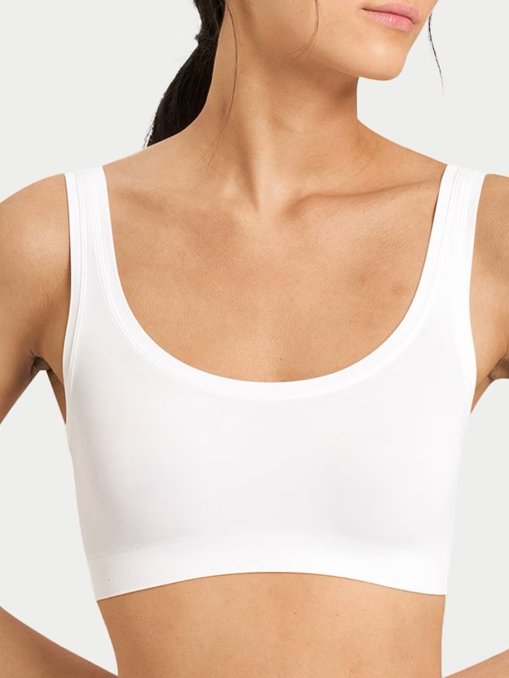 New Hanro white touch feeling bralette
